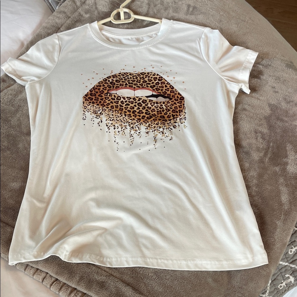 SHEIN White Tee with Leopard Print Lips - Picture 3 of 5